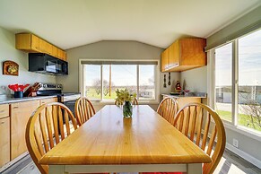 3 Mi to Caesars Casino: Indiana Retreat w/ Patio!