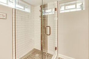 Screened Patio & Fire Pit: Modern Westerville Home