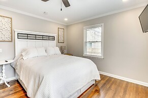 Screened Patio & Fire Pit: Modern Westerville Home