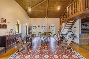 CosmicStays Parambi Farm- Vintage Charm