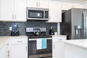 Family Condo 2Bd Close to Disney Storey Lake Resort 306 4731