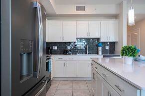 Gorgeous 2Bd Close to Disney Storey Lake Resort 303 3121