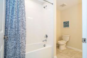 Gorgeous 2Bd Close to Disney Storey Lake Resort 303 3121
