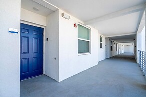 Gorgeous 2Bd Close to Disney Storey Lake Resort 303 3121