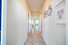 Gorgeous 2Bd Close to Disney Storey Lake Resort 303 3121