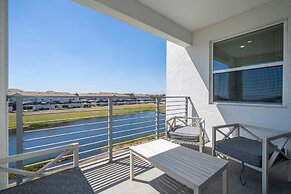 Gorgeous 2Bd Close to Disney Storey Lake Resort 303 3121