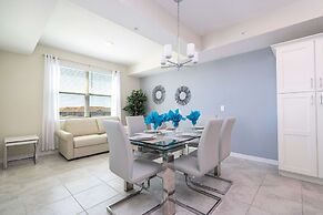 Gorgeous 2Bd Close to Disney Storey Lake Resort 303 3121