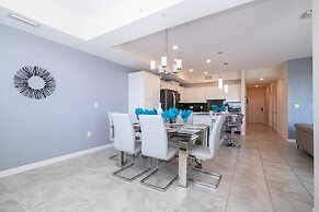 Gorgeous 2Bd Close to Disney Storey Lake Resort 303 3121