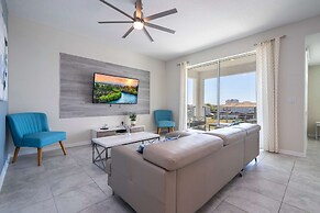 Gorgeous 2Bd Close to Disney Storey Lake Resort 303 3121