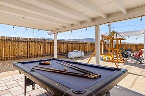 Desert Oasis Cozy Comfort Meets Outdoor Luxury