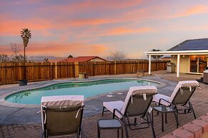 Desert Oasis Cozy Comfort Meets Outdoor Luxury