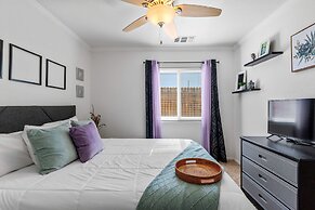 Desert Oasis Cozy Comfort Meets Outdoor Luxury