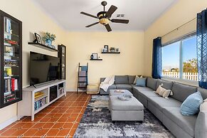 Desert Oasis Cozy Comfort Meets Outdoor Luxury