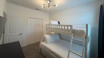 Upstay Championsgate Home w Pool BBQ Game Room