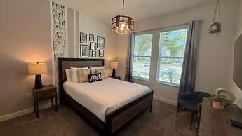 Upstay Championsgate Home w Pool BBQ Game Room