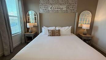 Upstay Championsgate Home w Pool BBQ Game Room