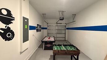 Upstay Championsgate Home w Pool BBQ Game Room