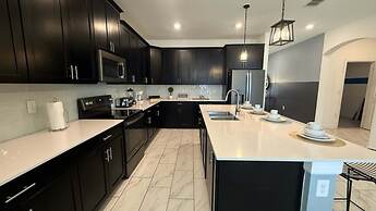 Upstay Championsgate Home w Pool BBQ Game Room