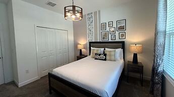 Upstay Championsgate Home w Pool BBQ Game Room