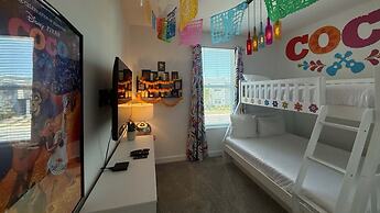 Upstay Championsgate Home w Pool BBQ Game Room