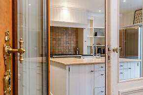 Huswell - Stay at Cape Montigny in Ghent