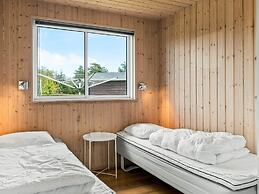 5 Star Holiday Home in Albaek