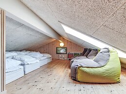 5 Star Holiday Home in Albaek