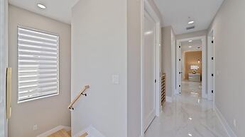 Uptown Oasis 3 Bedroom Townhouse