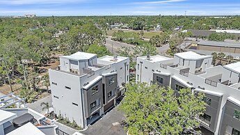 Uptown Oasis 3 Bedroom Townhouse