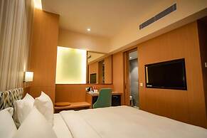 Hotel The Grace Near IGI AIrport Delhi