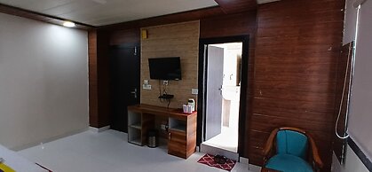 Hotel The Grace Near IGI AIrport Delhi