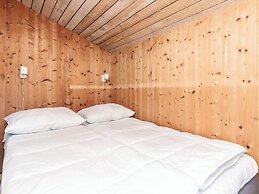 4 Star Holiday Home in Hals