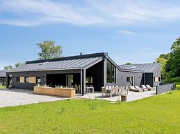5 Star Holiday Home in Glesborg
