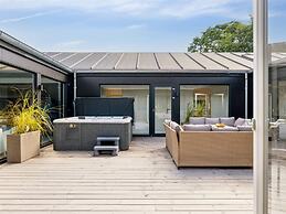 5 Star Holiday Home in Glesborg