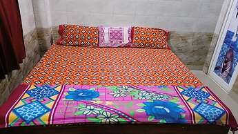 DhamStay Hotel Glory Near Golden Beach