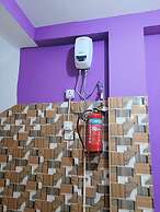 DhamStay Hotel Glory Near Golden Beach