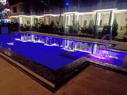 Brahma Heritage-Luxury Rooms with Pool