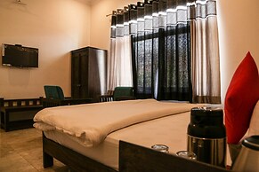 Brahma Heritage-Luxury Rooms with Pool
