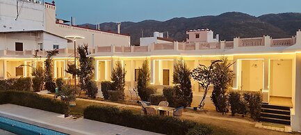 Brahma Heritage-Luxury Rooms with Pool