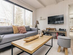 4 Star Holiday Home in Hals