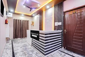 Super Townhouse Ghunghrani Street Godowlia