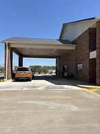 Twin Lakes Inn and RV
