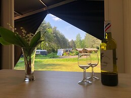 Lodge Near Antwerp With Nature Trails