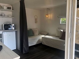 Lodge Near Antwerp With Nature Trails
