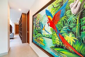 Casa Bella Vina Luxury Villa Near Beach Town