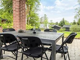 4 Star Holiday Home in Farvang
