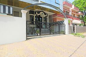 Comfortable Stayss at Varanasi Cantt