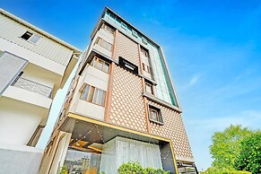 Super Townhouse Indiranagar