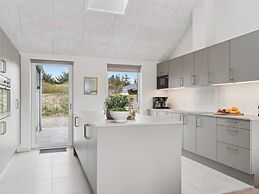 5 Star Holiday Home in Lokken