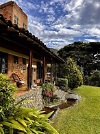 Santa Elena Ventanas Parapente House